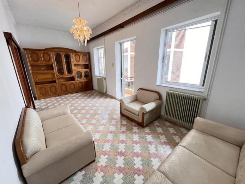 Chania - Nea Chora Kreta, Chania-Nea Chora: 2-Zimmer-Wohnung mit Balkon in der Nähe des Stadtzentrums zu verkaufen Wohnung kaufen
